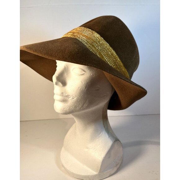 Vintage Jan Leslie Brown Ladies Church Hat Velour Boho Mod Theater Cosplay READ